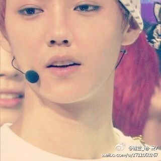 鹿晗几月几日退出EXO的?_360问答