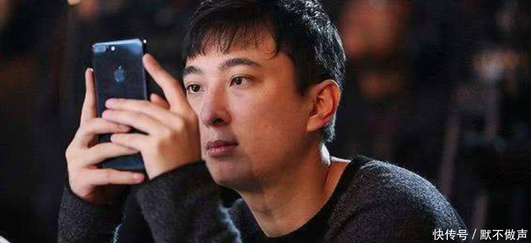 王思聪在微博上关注章若楠后取关成为热搜