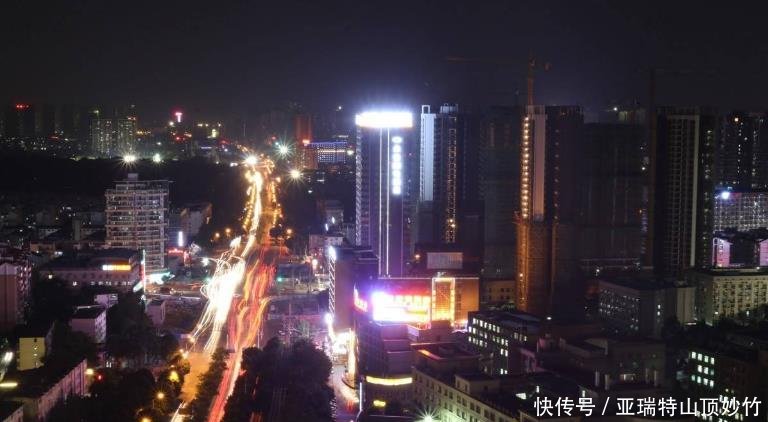 广西第一强区, 相当于0.3个柳州、0.5个玉林, 比