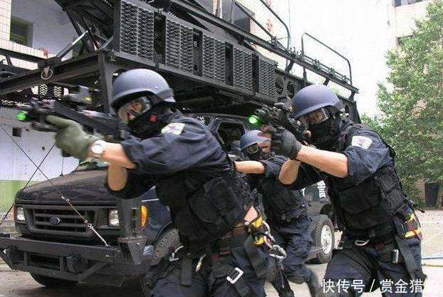 香港的飞虎队和我们内地的特警到底谁更厉害?