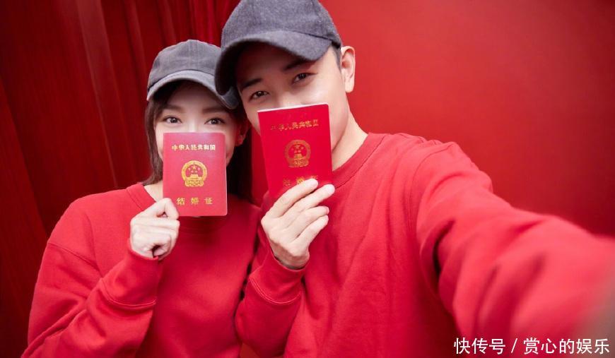 唐嫣罗晋晒甜蜜,诸子百家结婚证件百花齐放,网