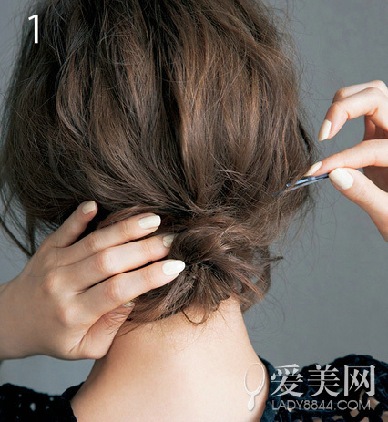 日系凌乱<em>发型扎法简单</em>个性随心而动_360问答