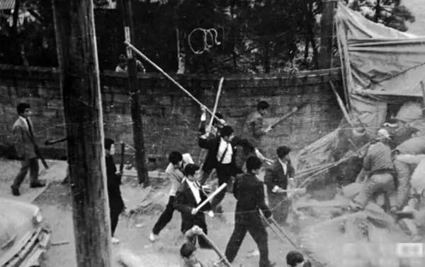 日本战败后........ - 春雨 - 春风化雨 润物无声 日本战败后:放下武器的700万“皇军”干啥去了 - 一统江山 - 一统江山的博客