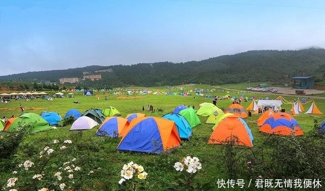 罗志祥、迪丽热巴、王迅现身重庆武隆,是旅游