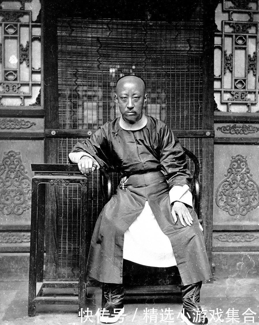 国家机关公务员