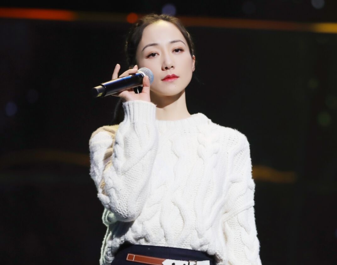 韩雪假唱引争议!韩雪发文道歉并还原了当时的