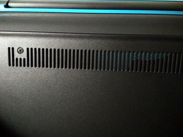 笔记本开机进win7后黑屏_笔记本键盘进糖水_笔记本电脑进风口