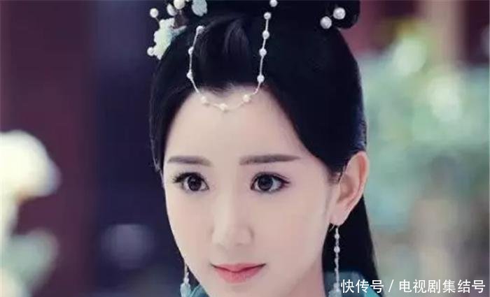 不靠浓妆黑化:毛晓彤惊悚…而年纪轻轻的她,却