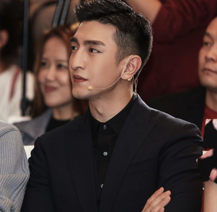 他们同是赵丽颖旗下男艺人,金瀚如今翻身走红