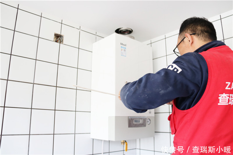 【上海暖气片安装】浦东张杨路梅园四街坊林内采暖炉查瑞斯暖气片