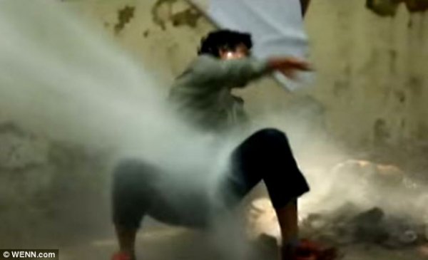 为什么印度人热爱野外排泄?【图】 - 云鹏润峰 - 云鹏潤峰 为什么印度人热爱野外排泄?【图】 - 云鹏润峰 - 云鹏潤峰