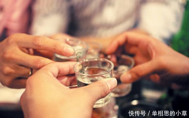 和相亲认识的女朋友,刚开始谈婚论嫁,然而因为