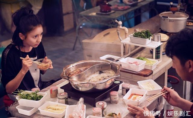 《超时空同居》三无青年与恨嫁女的爱情,让人