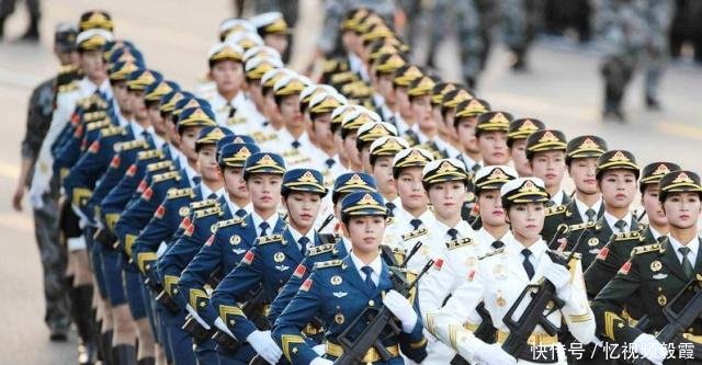 中国海军节70周年庆,娱乐圈明星只有它们为祖