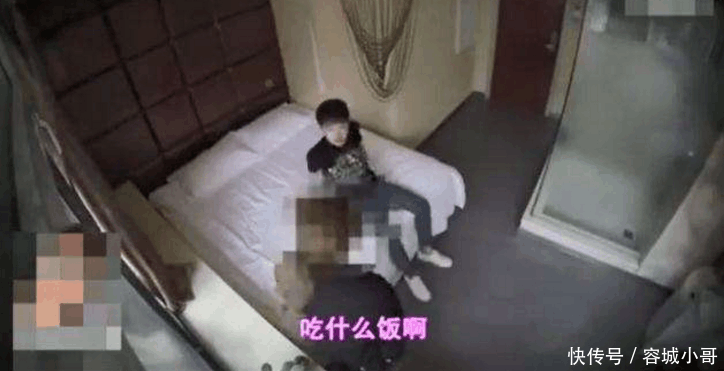 男子用豪车约会女主播，女主播一到房间就十分主动！