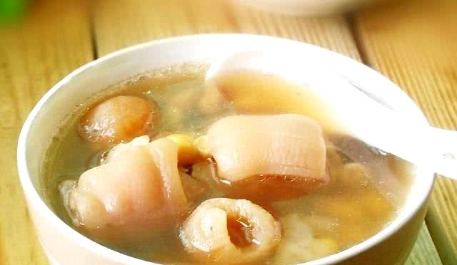 猪脚怎么煲汤不腻 t018b69dd00b211085d.jpg