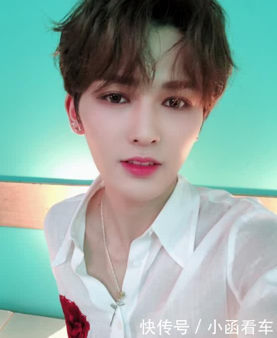 周洁琼的心形唇,朱正廷的桃心唇,都败给了她的