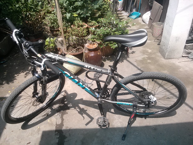 2012款giant+atx770d现在好多钱?