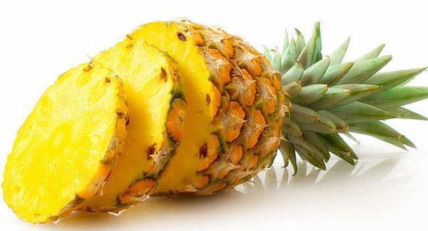 凤梨的果肉是什么颜色的_360问答