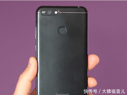 荣誉七A:看起来很好,但使用起来却差强人意一