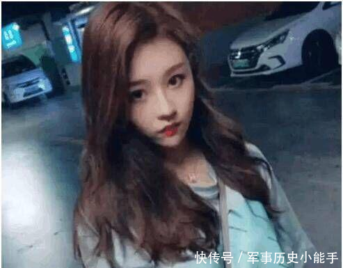 抖音温婉素颜直播, 离开美颜滤镜差距大, 吃瓜群