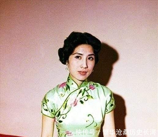 她绮年玉貌,17岁嫁给42岁丈夫守寡70年,晚年住