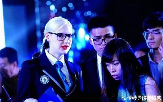 撒贝宁老婆婚后爆肥,从欧美女神变成微胖人妻