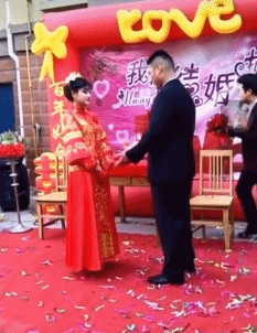 搞笑gif:潜质相当不错,欢迎你参加泰国