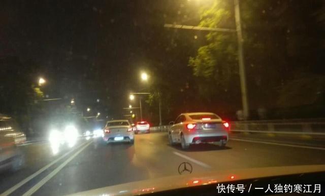 后车一直开着远光灯怎么办老司机教你几个方法,比以牙还牙好 优博博e百娱乐城