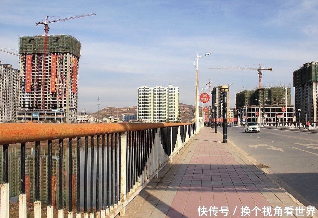 甘肃这座小县厉害了,人口不到30万,不仅拥有机场还将开通高铁