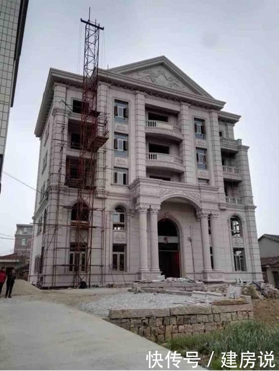 福建农村别墅,豪华似皇宫,赚钱行业大揭秘!