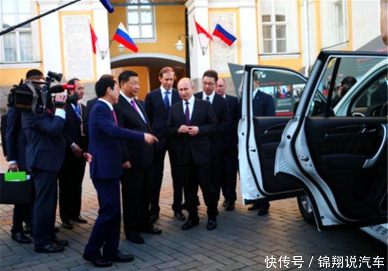 哈弗F7开进克里姆林宫,中俄两国元首引擎盖签名,长城风光无限! 澳门澳博集团8448