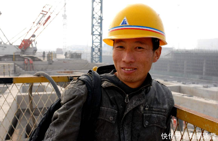 一天300元,农民工都懒得不想干活?农民说出2