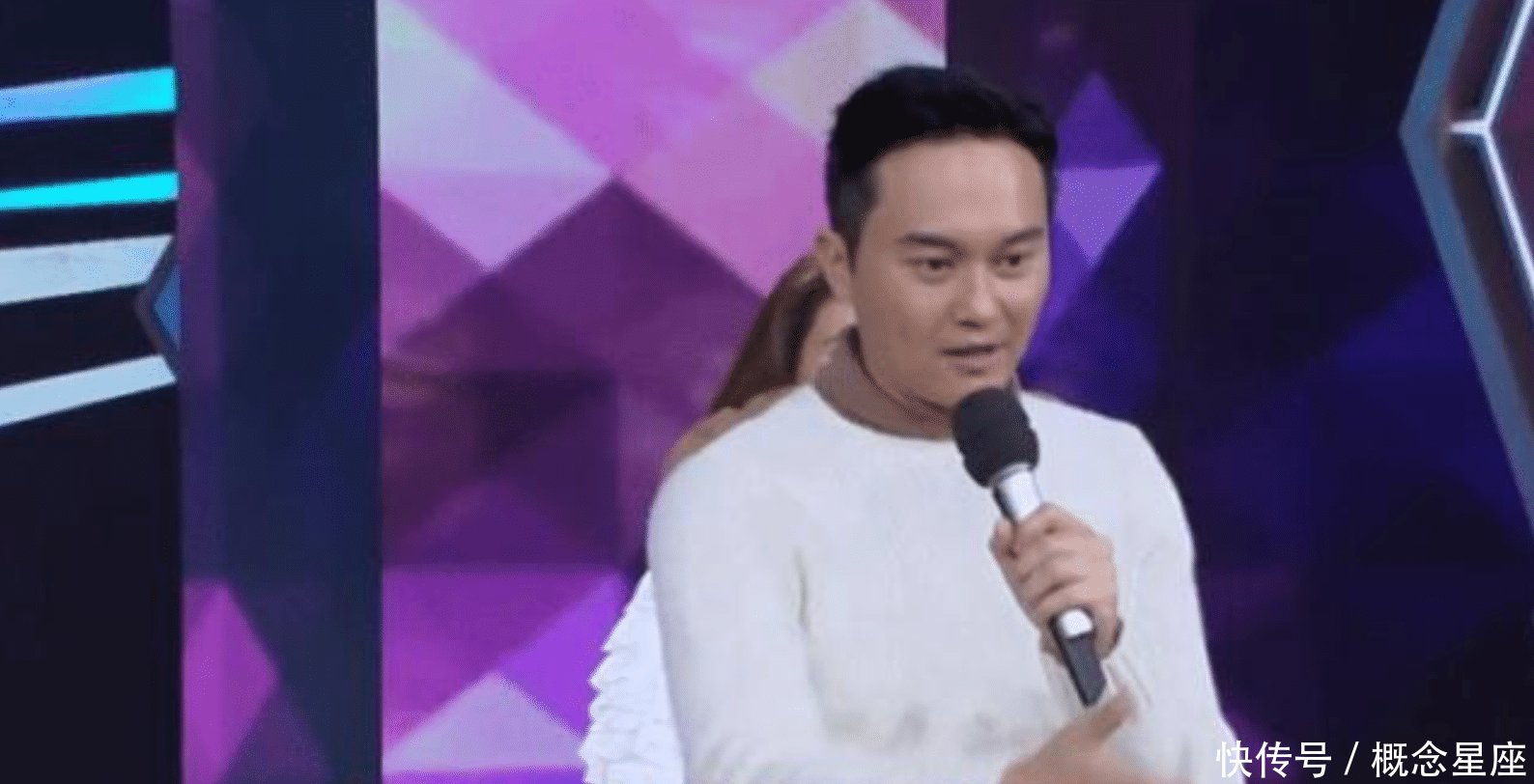 张智霖吐槽袁咏仪买包三大绝招打劫,求人,第三