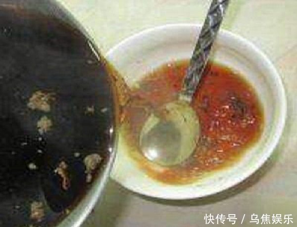 坚持每天喝一碗它,子宫毒素排光光,赘肉消失不见,脸上色斑全无