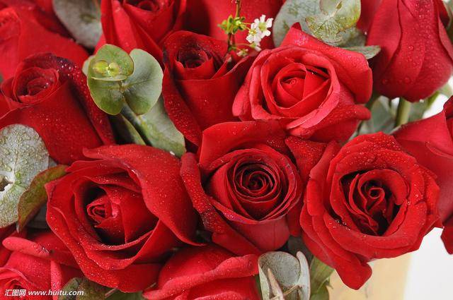 不要试图改变一个人,如果他真的爱你他会做的