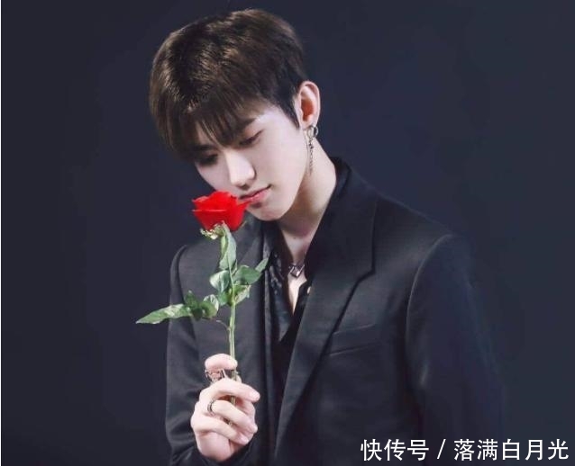 蔡徐坤将出席一档综艺节目, 和王嘉尔、陈粒一