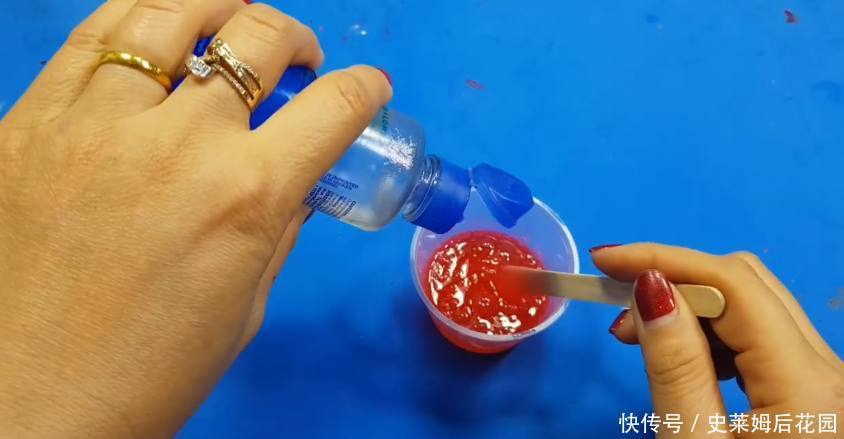 教你用洗洁精自制史莱姆最简单的制作方法,图