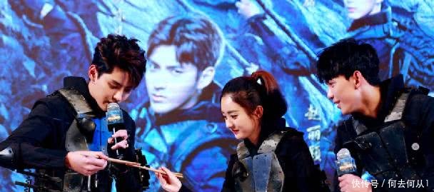 吴亦凡赵丽颖亲密无间探险之旅,难道真的假戏