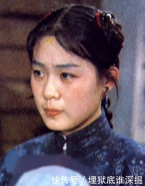 她是一代人心中的女神,56岁容貌美过整容脸,儿