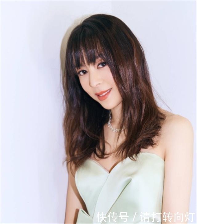 穿越小说女主带着空间穿越到六十年代,遇见男