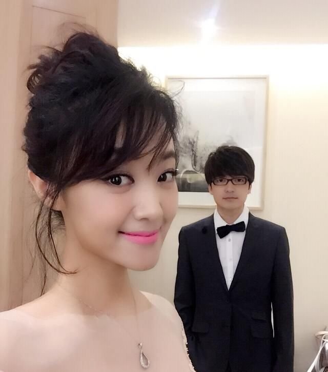 王小玮婚纱照_王小玮王小海婚纱照