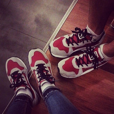 <em>谁</em>能帮我找找这双鞋子<em>的链接</em> 我想买!谢谢!类型