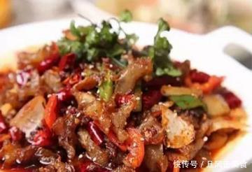 美食推荐:招牌牛蹄筋、脆皮伦教糕、嫩瓜鲜贝爽制作方法 qy8千亿国际app版