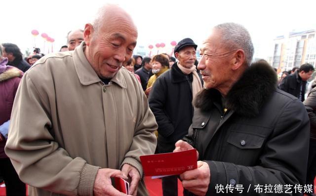 5月开始职工社保迎来新变化,与社保费、养老金