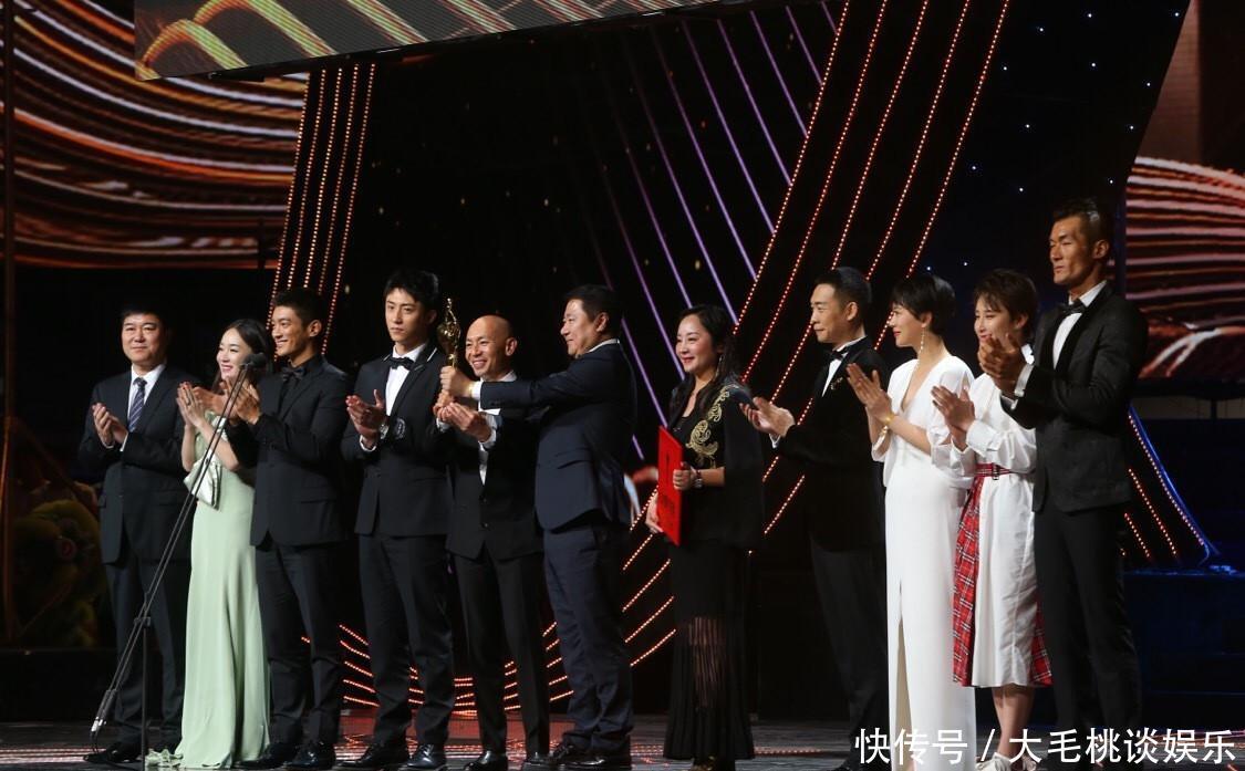 《红海行动》成百花奖大赢家,全员发文庆贺,杜