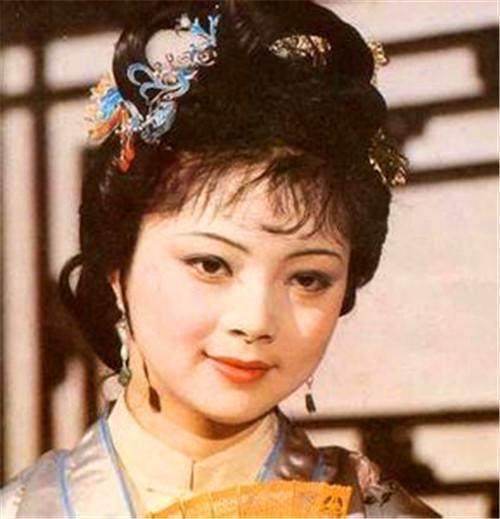 薛宝钗为什么被称为"山中高士"?蘅芜苑里有答案