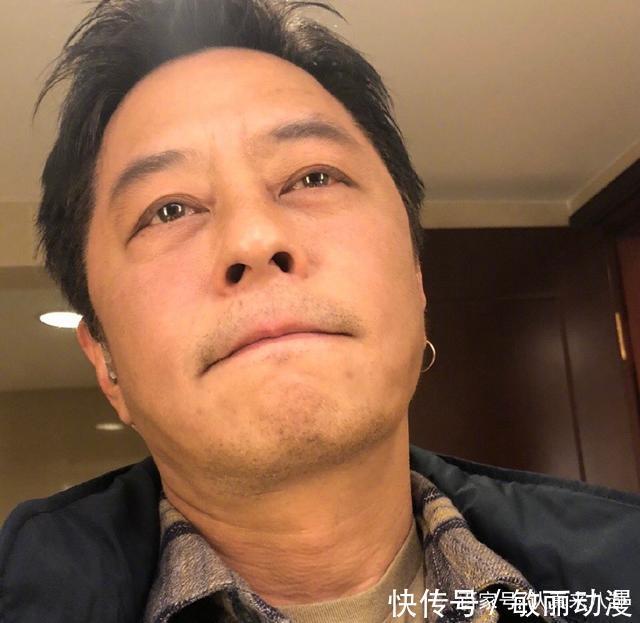 浪子王杰发文退圈,旧事重提谢霆锋谢贤父子躺