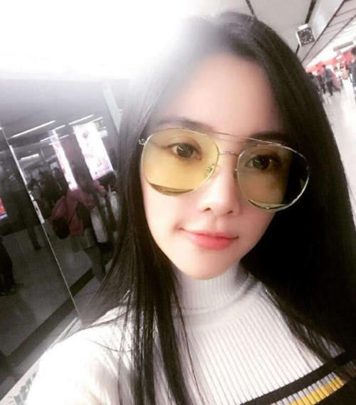 李小璐探班贾乃亮,看到两人的道别方式,网友们议论纷纷 澳门星际娱乐官方网站