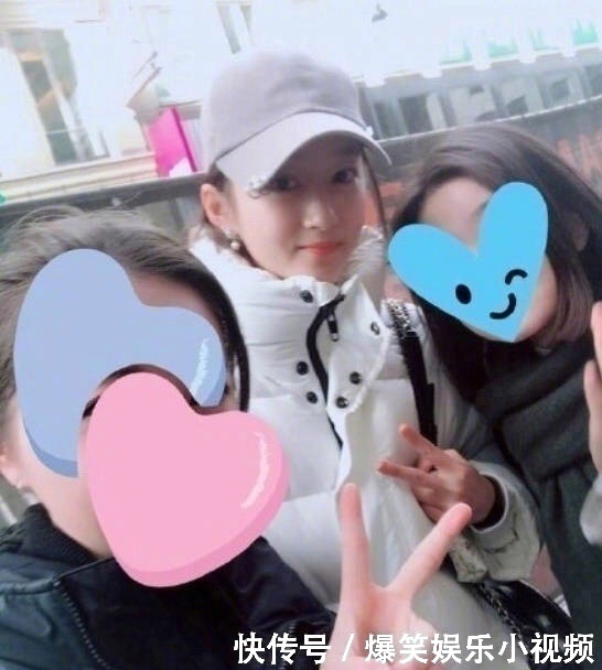 网友北电食堂偶遇关晓彤